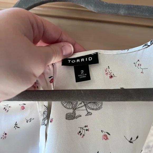 White Bicycle Print Blouse - Picture 2 of 7